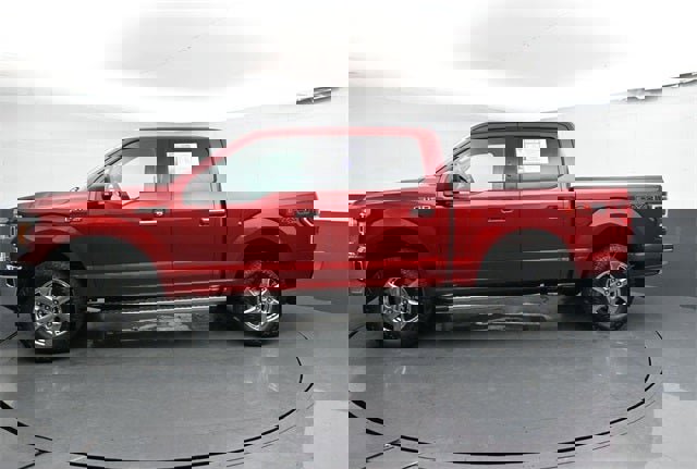 Used 2019 Ford F150 XLT w/ Equipment Group 302A Luxury image 9