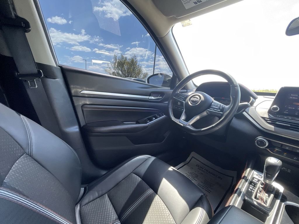 Used 2023 Nissan Altima 2.5 SR image 15