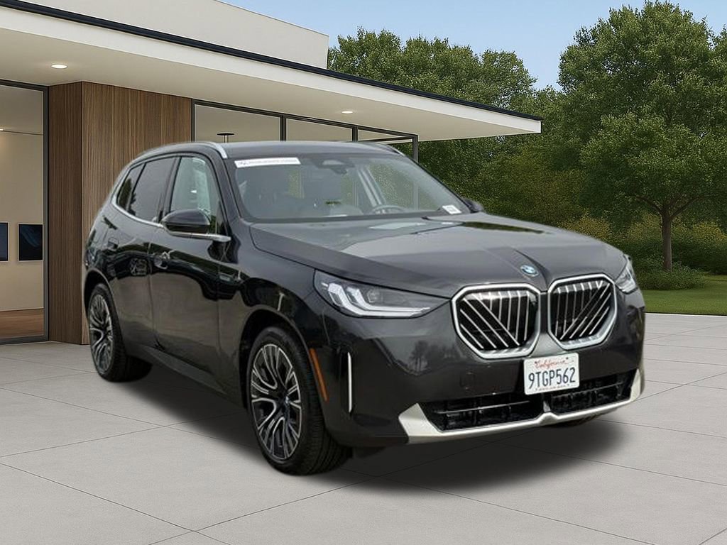 Used 2025 BMW X3 xDrive30i w/ Premium Package image 6