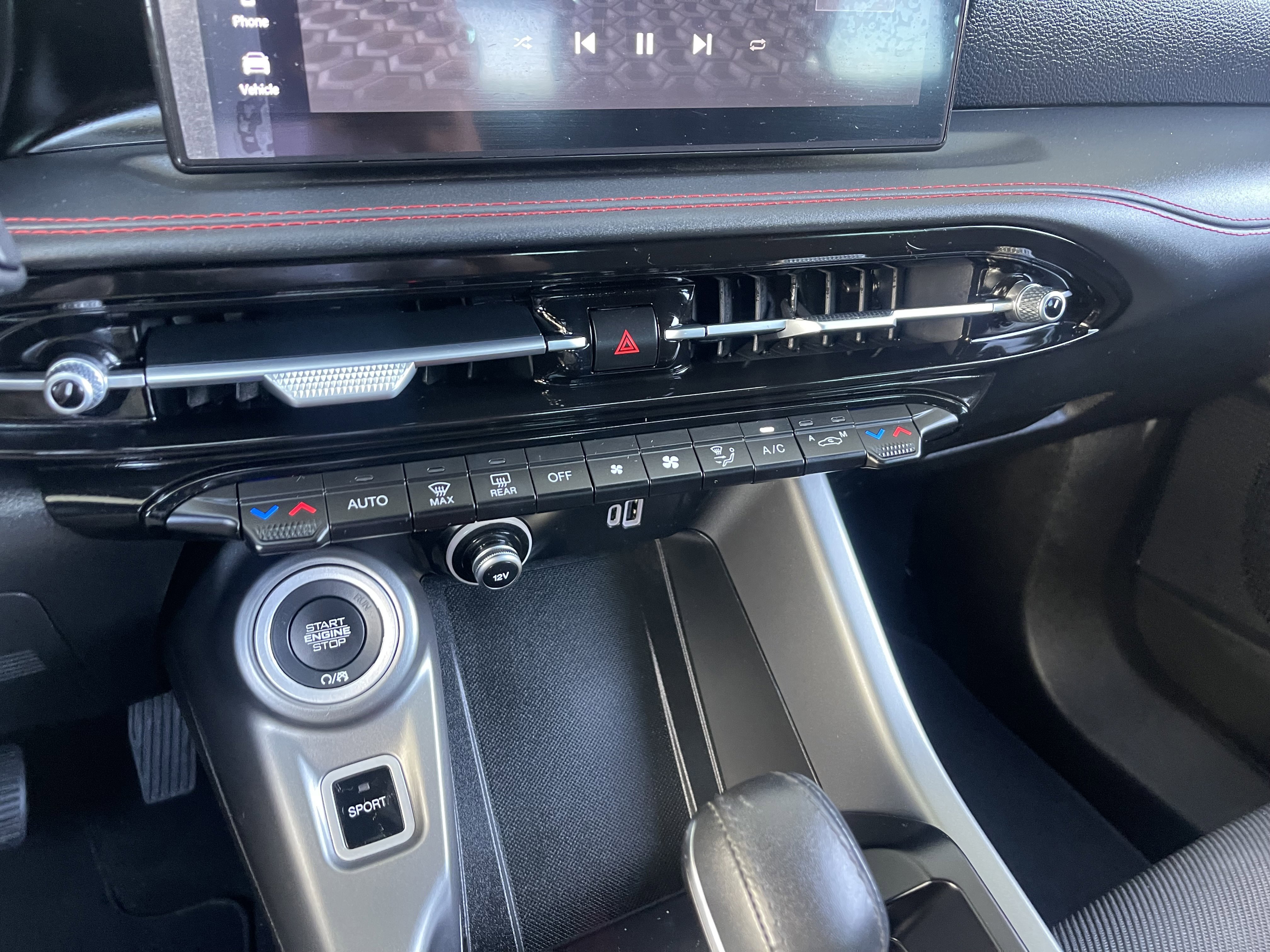 Used 2024 Dodge Hornet R/T image 30