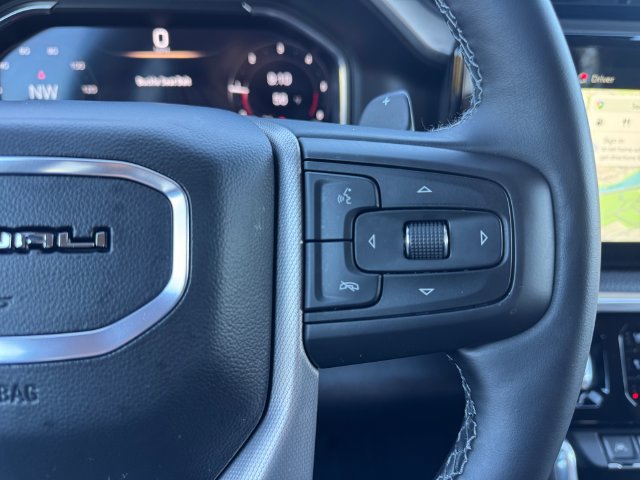 Used 2025 GMC Sierra 1500 Denali w/ Technology Package AWD/4WD image 14
