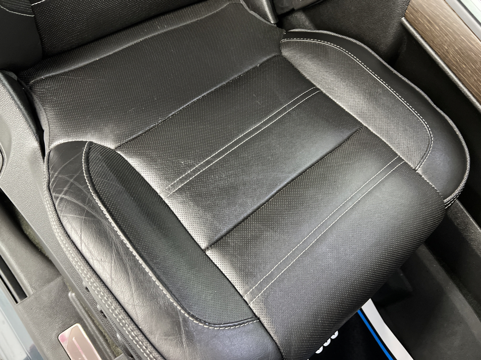 Used 2018 GMC Sierra 1500 Denali AWD/4WD image 42