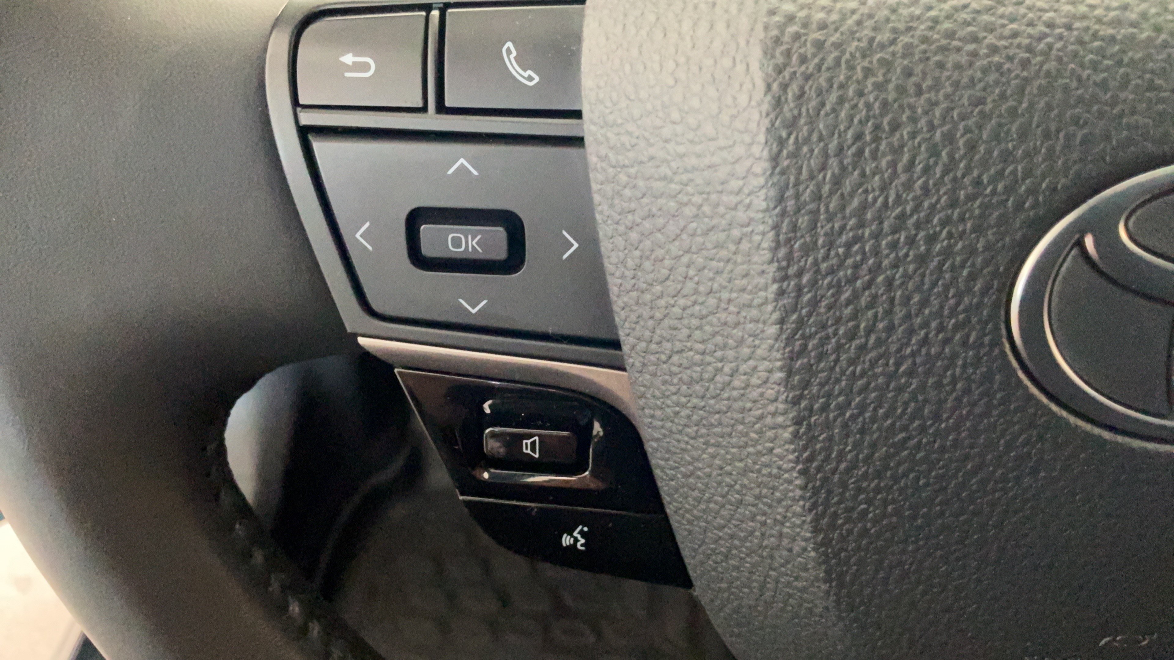 Certified 2025 Toyota Camry XSE FWD image 17