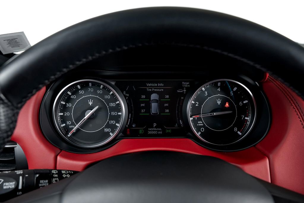 Used 2022 Maserati Levante GT image 36