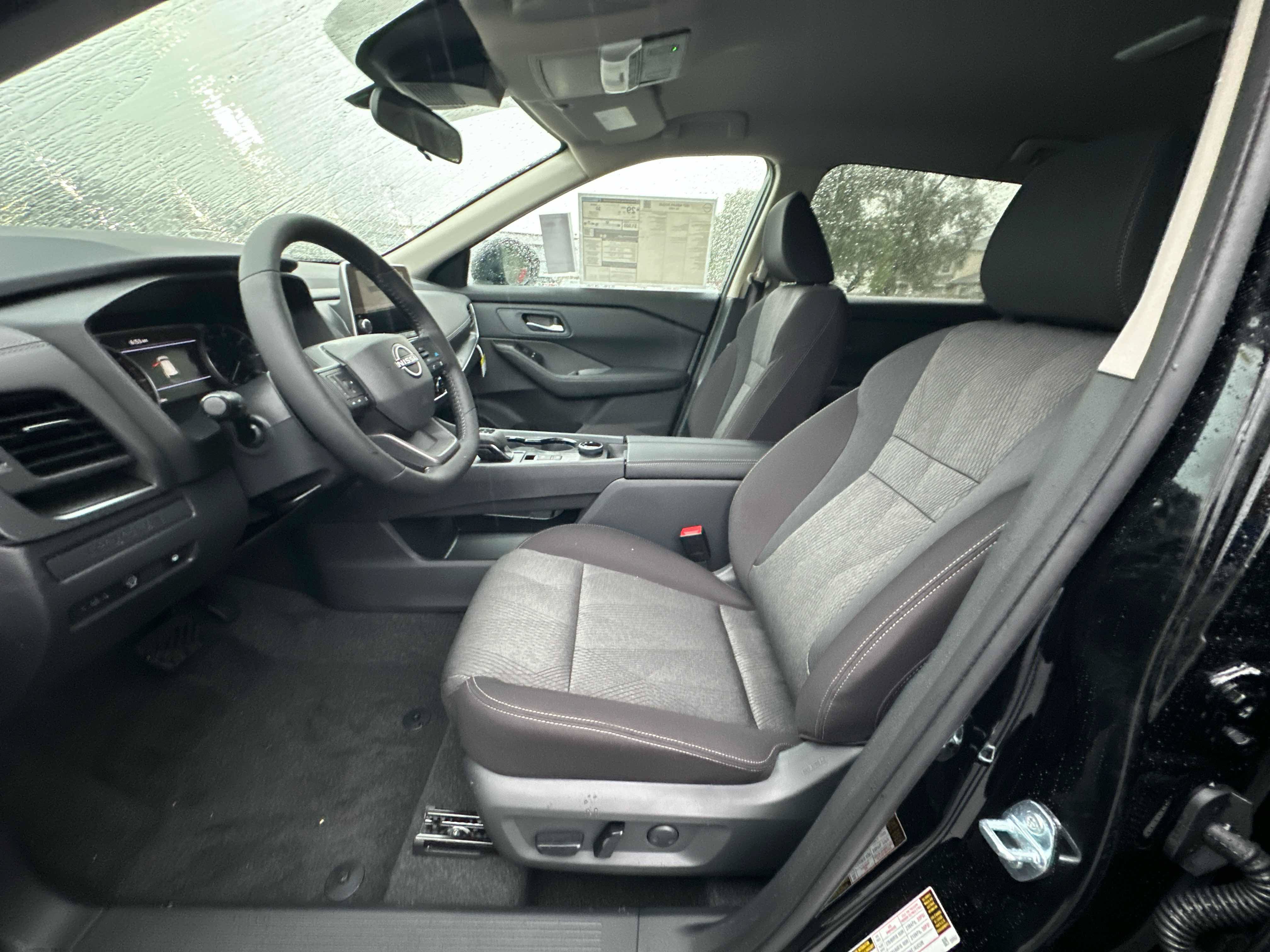 New 2027 Nissan Rogue SV AWD/4WD image 19