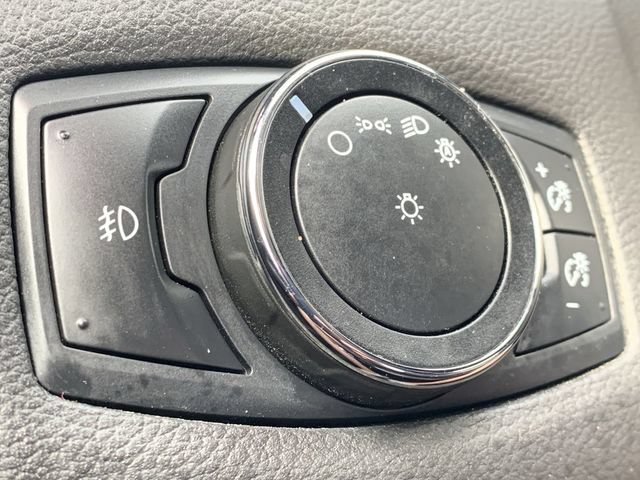 Used 2015 Ford Escape Titanium AWD/4WD image 32
