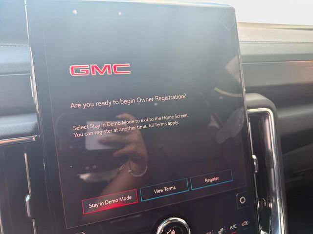 New 2026 GMC Yukon XL Denali w/ Sun & Power Step Package AWD/4WD image 18