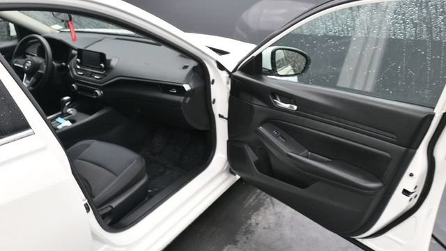Used 2021 Nissan Altima 2.5 S FWD image 12