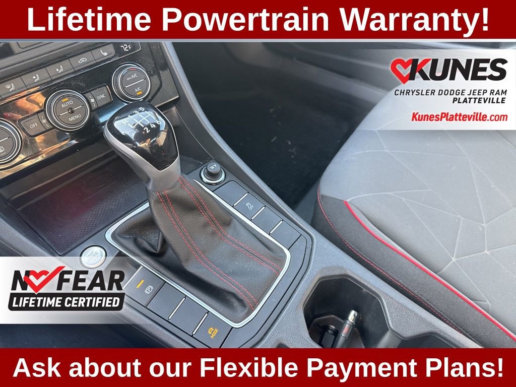 Used 2024 Volkswagen Jetta GLI 40th Anniversary Edition FWD image 32