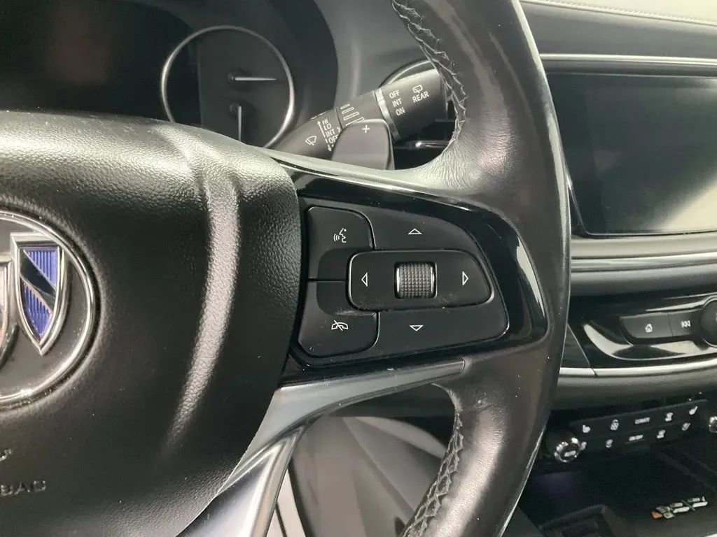 Used 2024 Buick Enclave Premium image 20