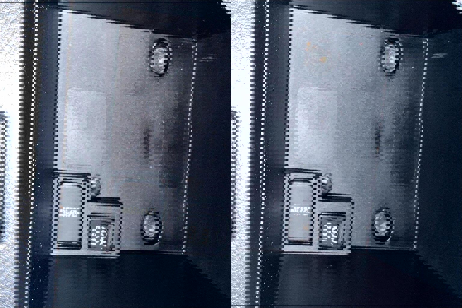 Used 2012 Toyota Avalon Limited image 30