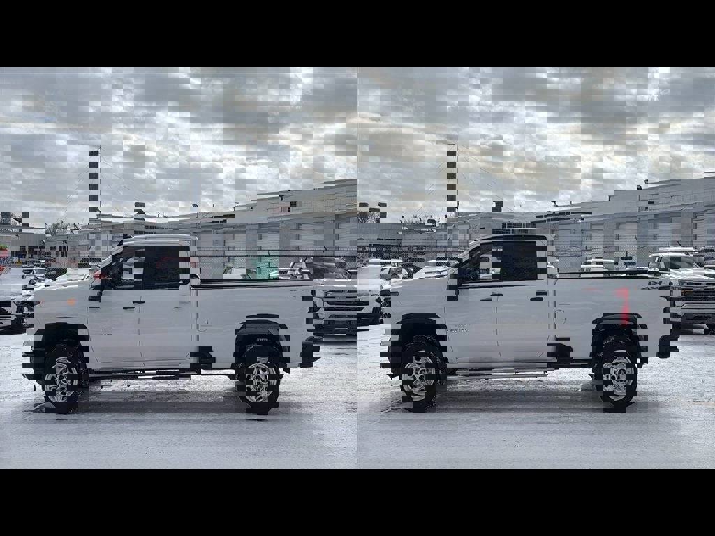 Used 2024 Chevrolet Silverado 3500 W/T w/ WT Convenience Package image 3