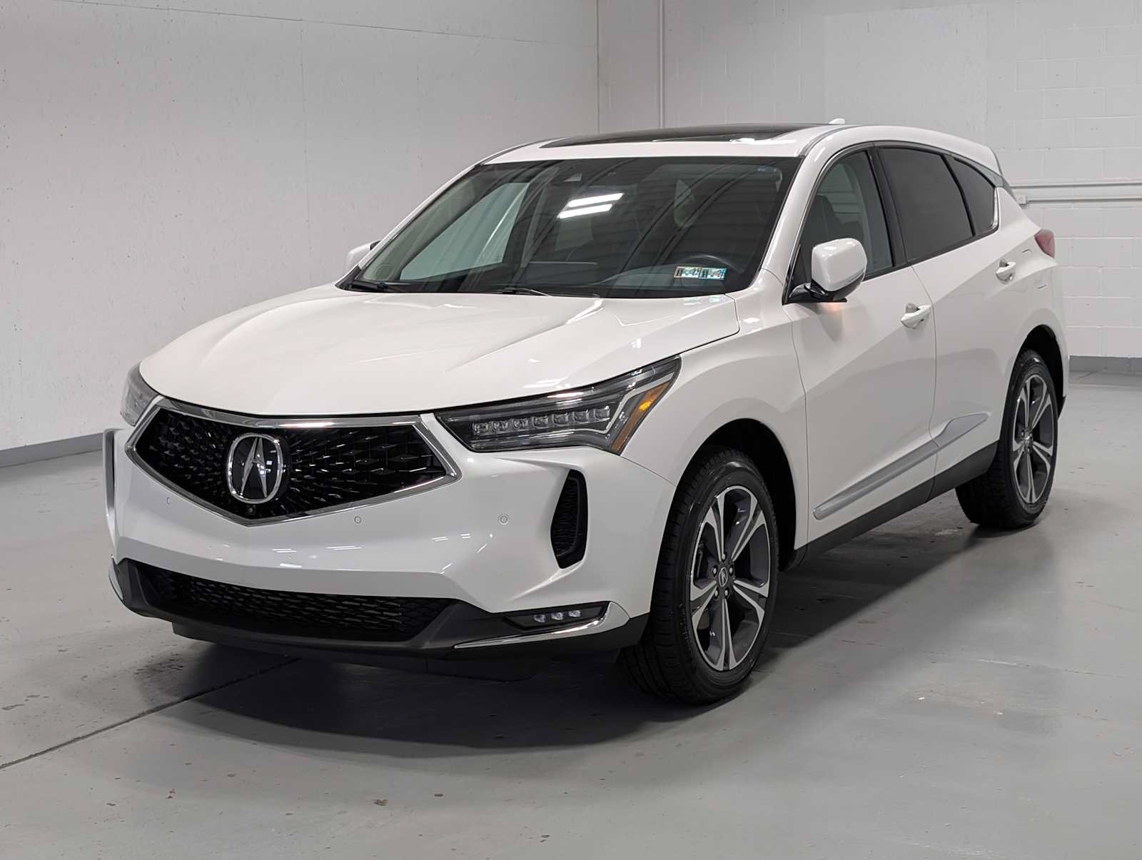 Certified 2024 Acura RDX w/ Advance Package AWD/4WD image 1