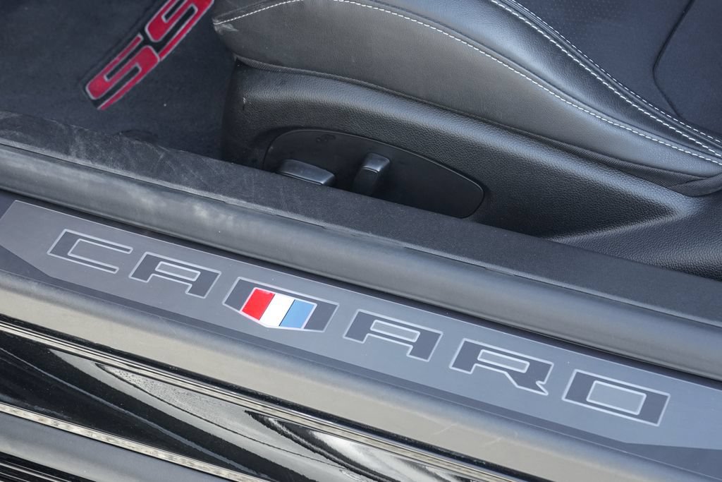 Used 2023 Chevrolet Camaro SS RWD image 19