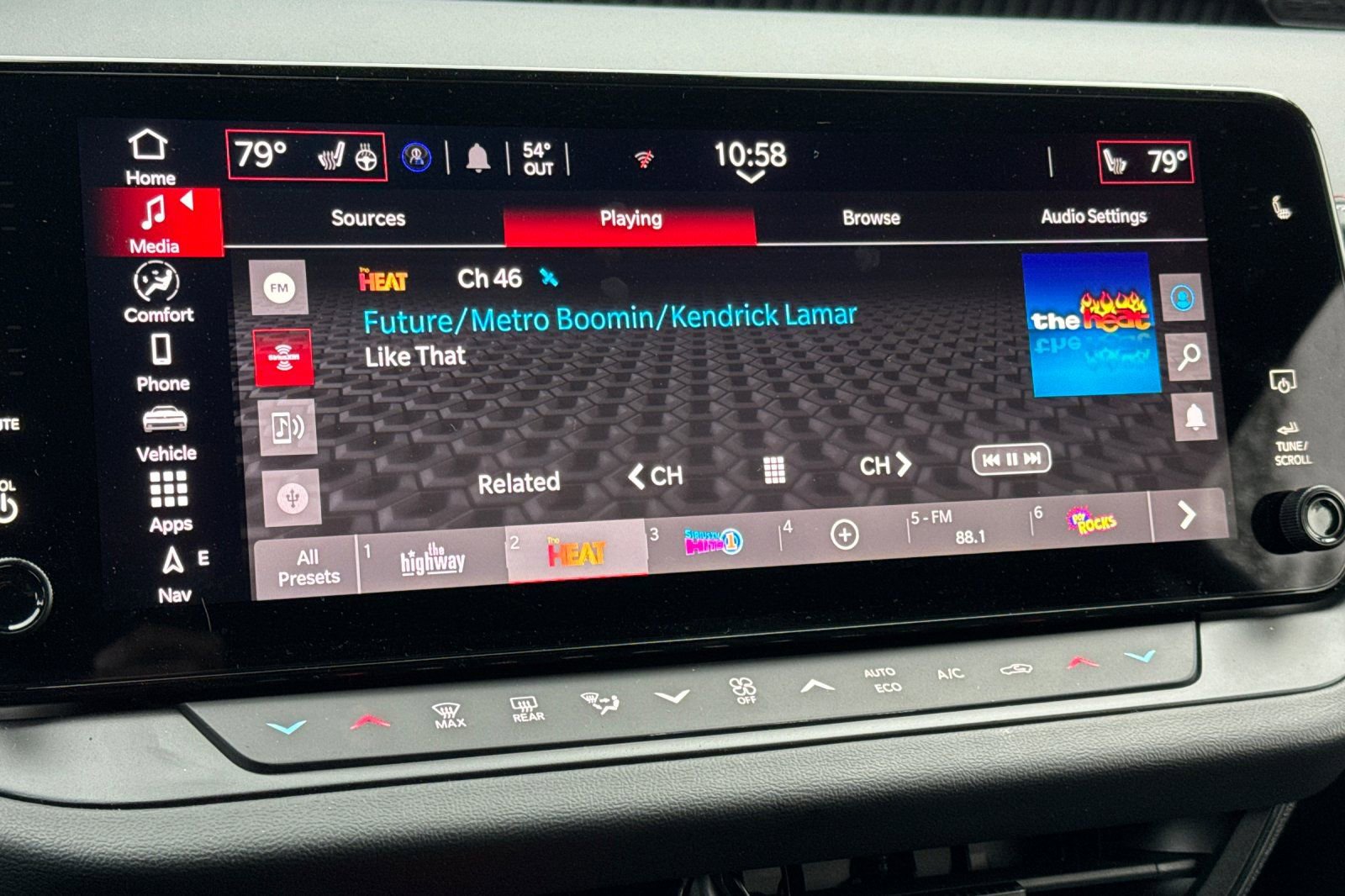 New 2025 Dodge Charger R/T w/ Quick Order Package 25M R/T image 16