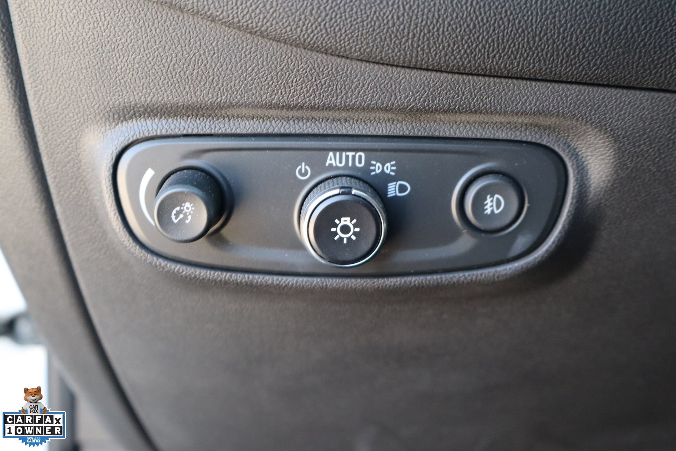 Used 2020 Chevrolet Equinox LT FWD image 14