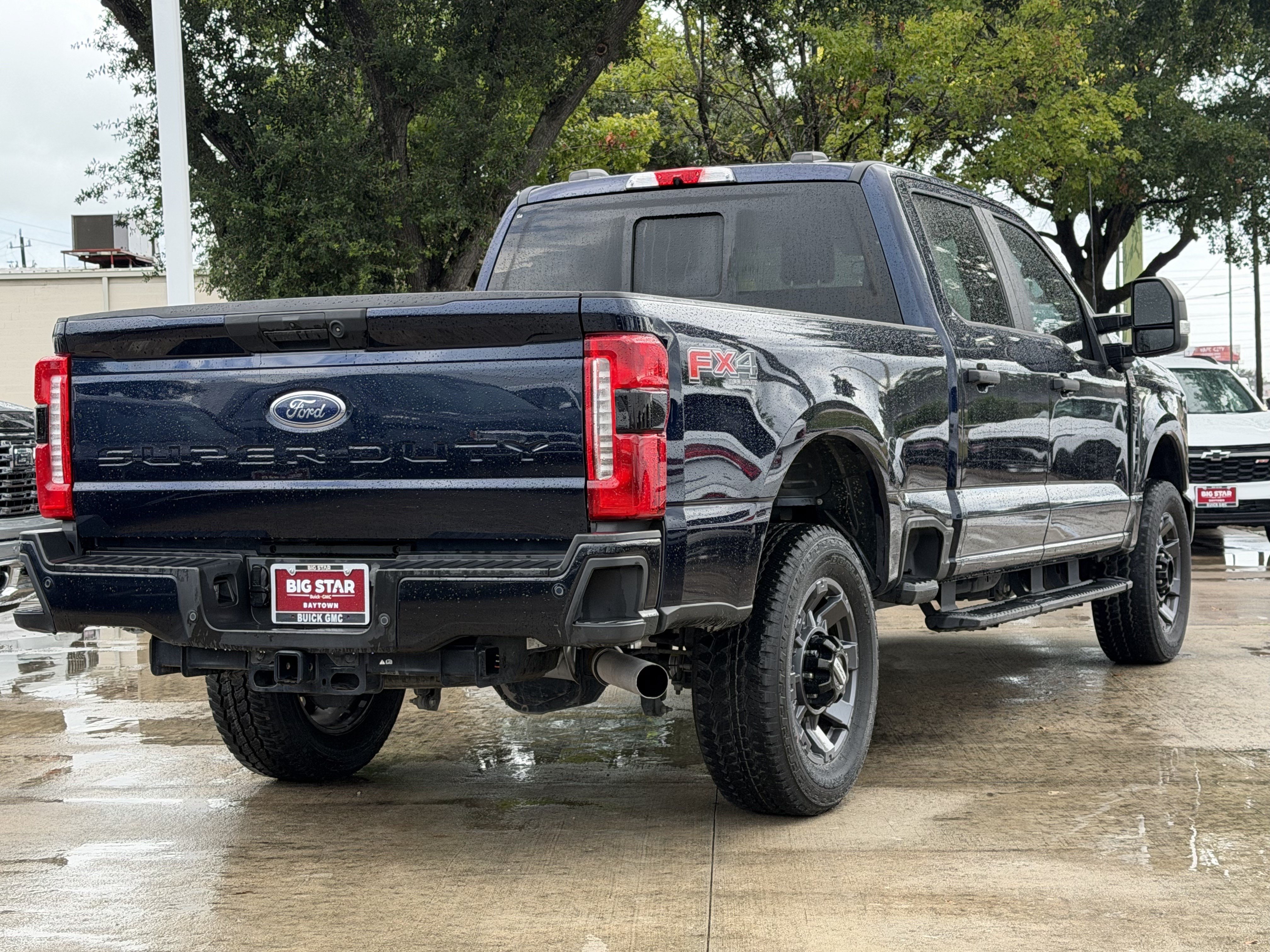 Used 2024 Ford F250 XL w/ STX Appearance Package AWD/4WD image 6