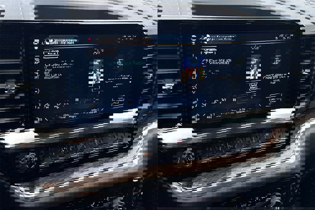 New 2025 Chevrolet Silverado 1500 LT w/ Protection Package image 17