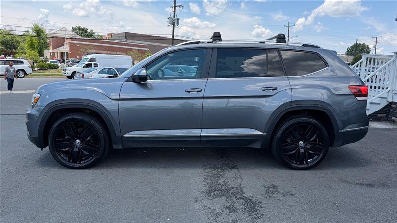 Used 2018 Volkswagen Atlas SEL AWD/4WD image 3