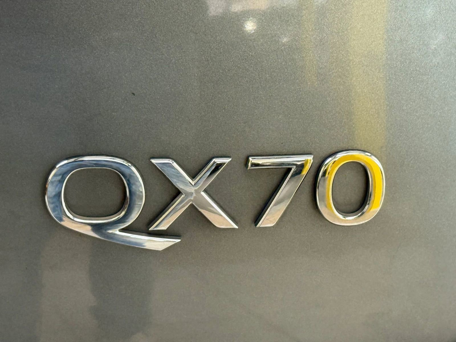 Used 2014 INFINITI QX70 3.7 w/ Premium Package image 13