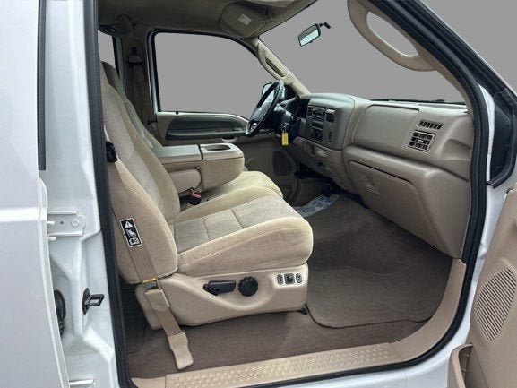 Used 2004 Ford F250 XLT RWD image 10