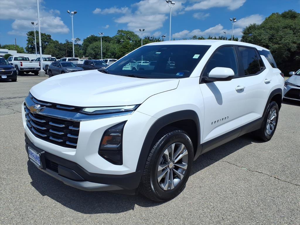 Used 2026 Chevrolet Equinox LT w/ Convenience Package II AWD/4WD image 8