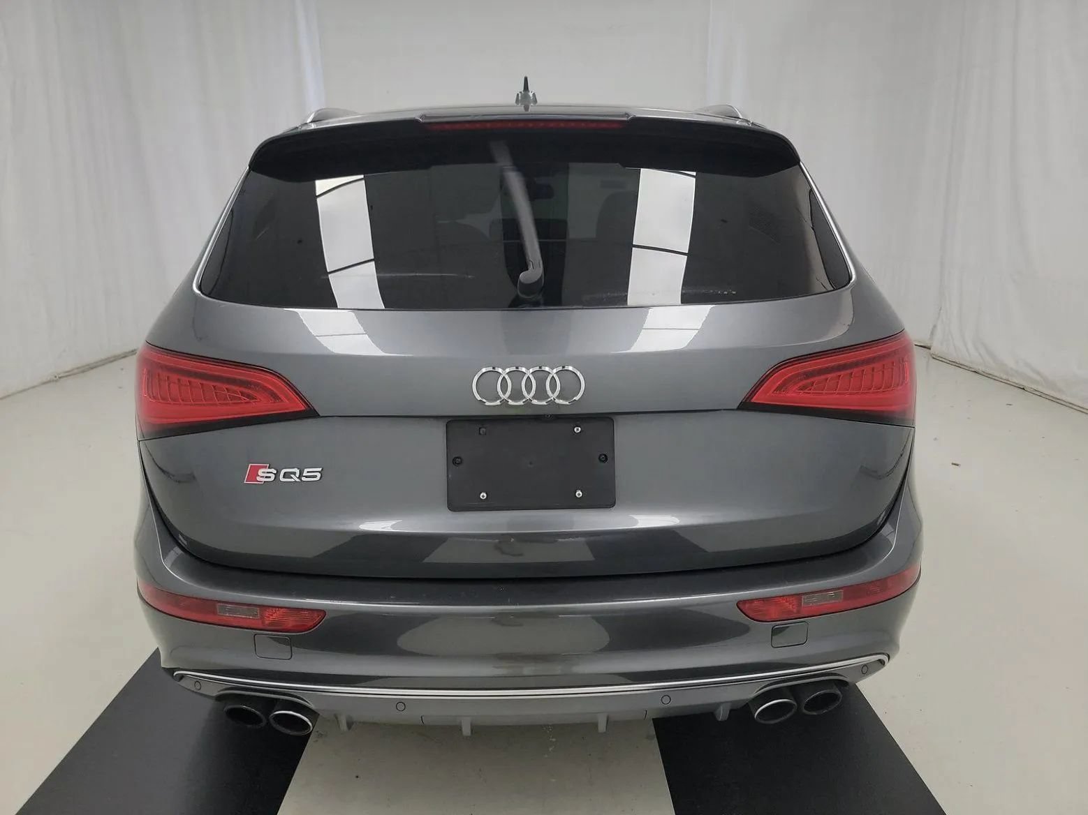Used 2016 Audi SQ5 Premium Plus w/ Technology Package AWD/4WD image 14