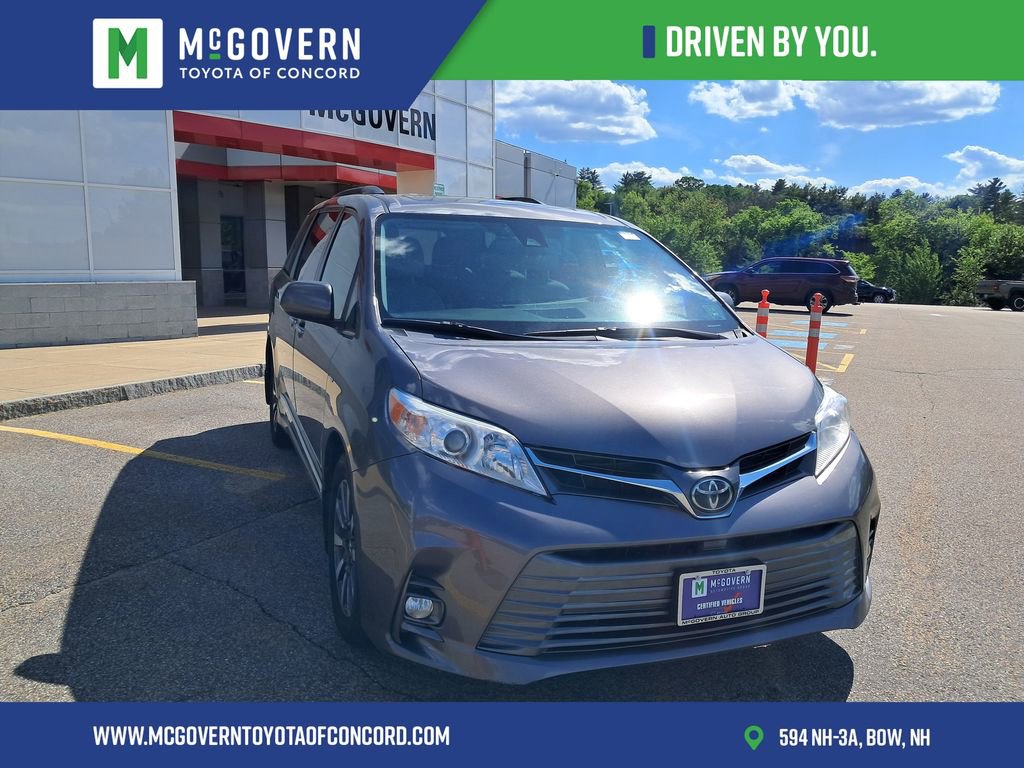Used 2020 Toyota Sienna XLE w/ Carpet Mat Package AWD/4WD image 8
