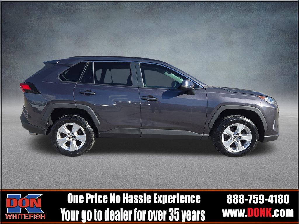 Used 2019 Toyota RAV4 XLE FWD image 9