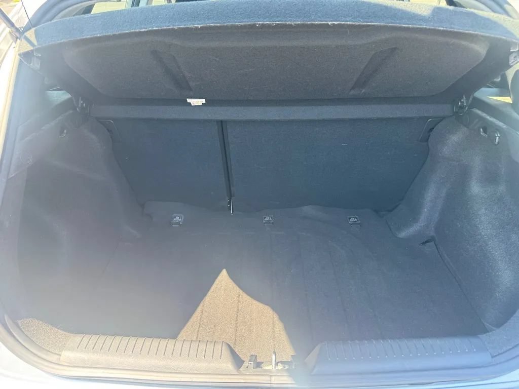 Used 2013 Hyundai Elantra GT FWD image 10