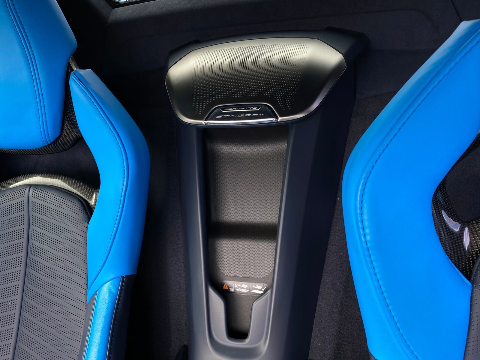 Used 2022 Chevrolet Corvette Stingray Premium Conv w/ Z51 Performance Package image 16