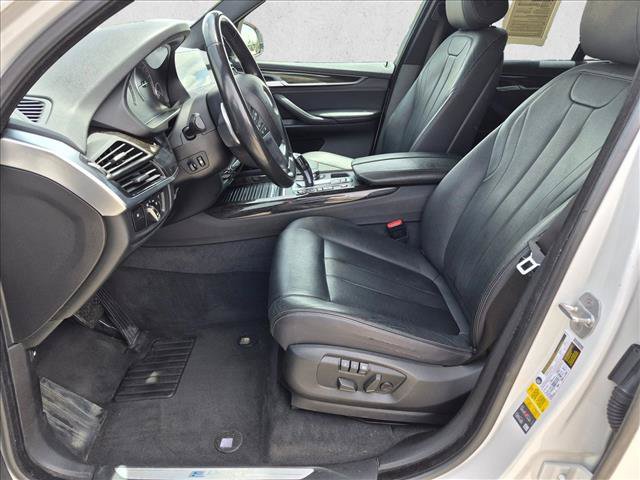 Used 2018 BMW X5 xDrive40e AWD/4WD image 17