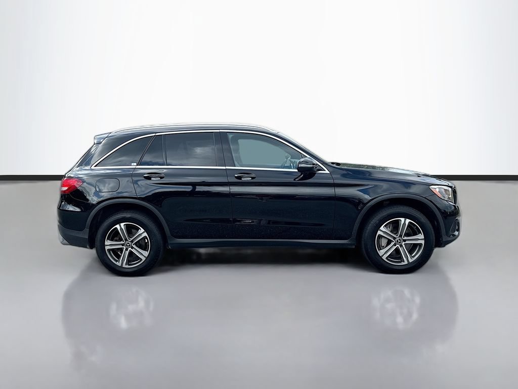 Used 2018 Mercedes-Benz GLC 300 image 2