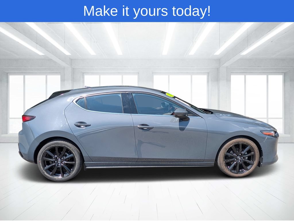 Used 2021 MAZDA MAZDA3 s FWD image 2