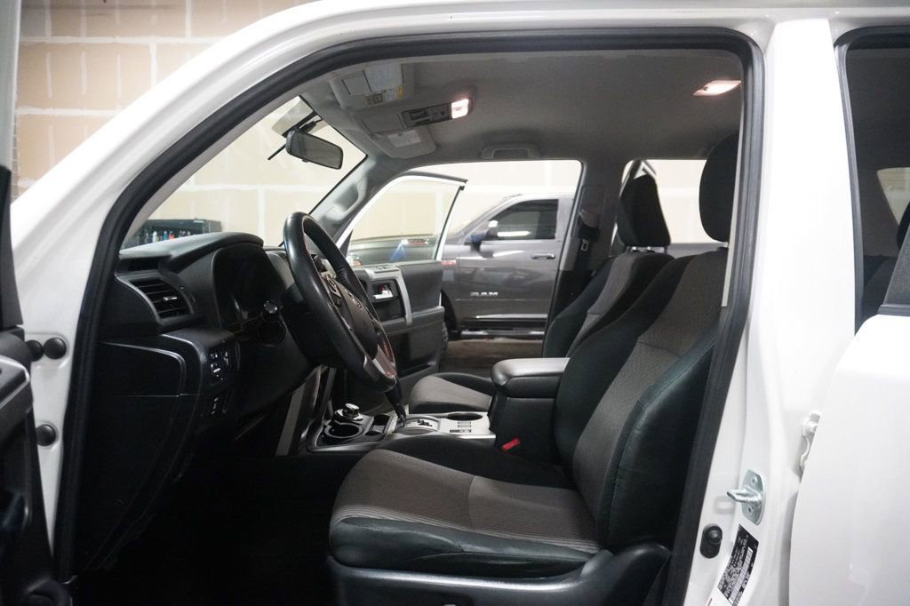 Used 2019 Toyota 4Runner SR5 image 5