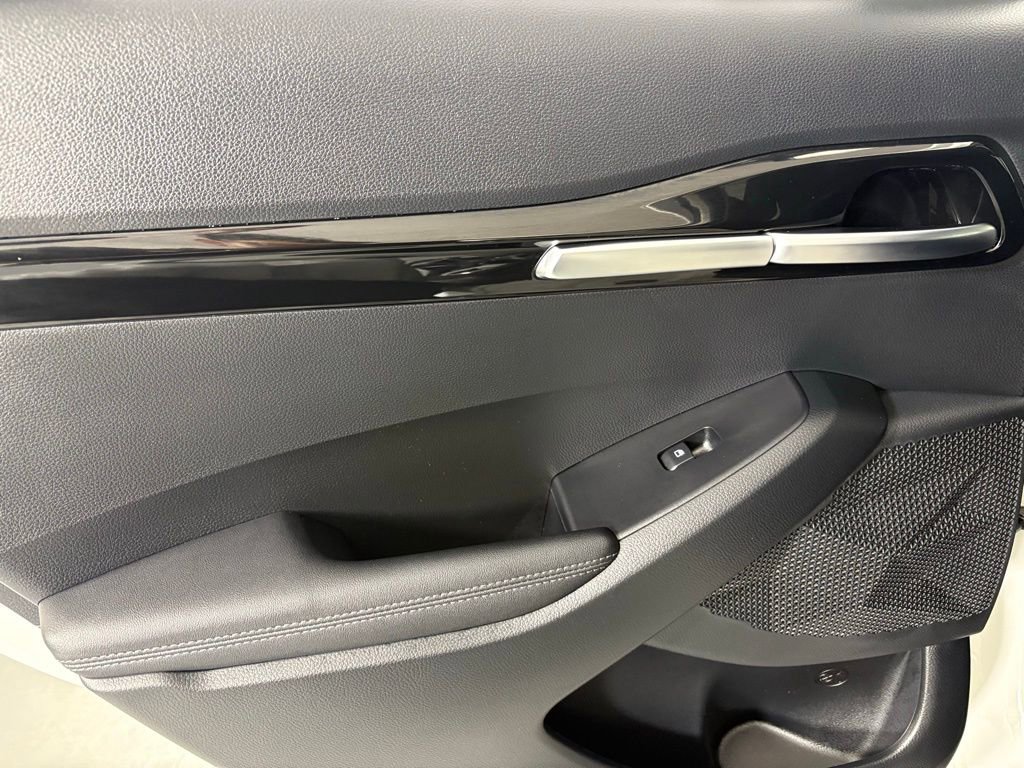 New 2026 Kia Seltos SX image 37