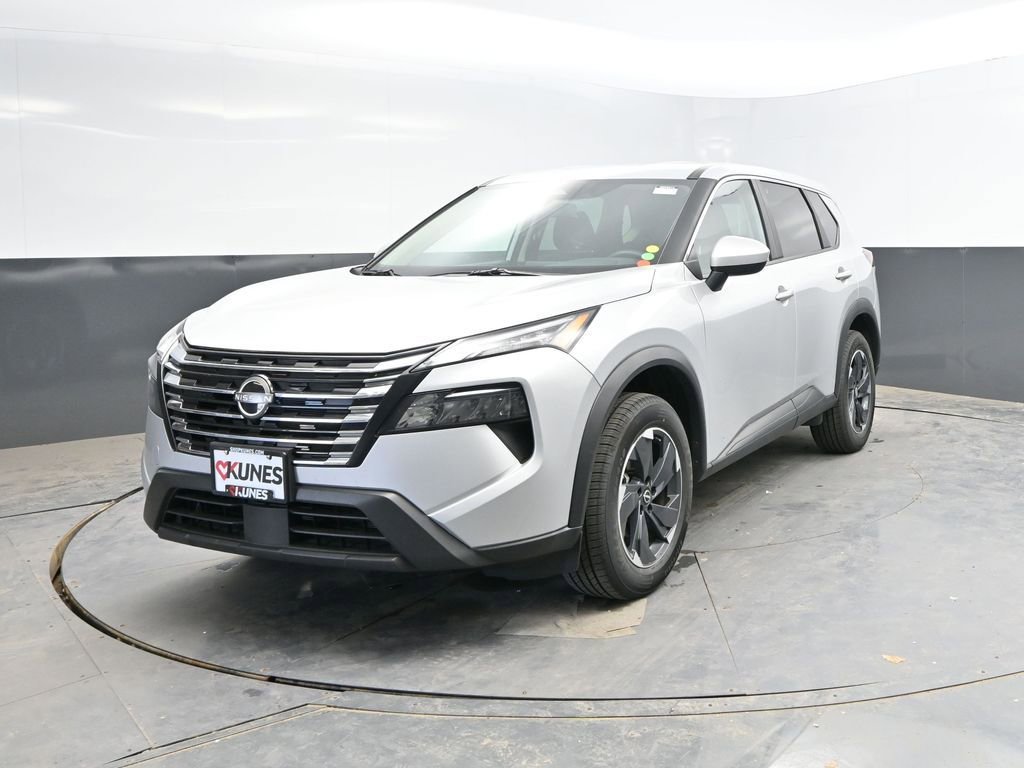Used 2025 Nissan Rogue SV AWD/4WD image 5