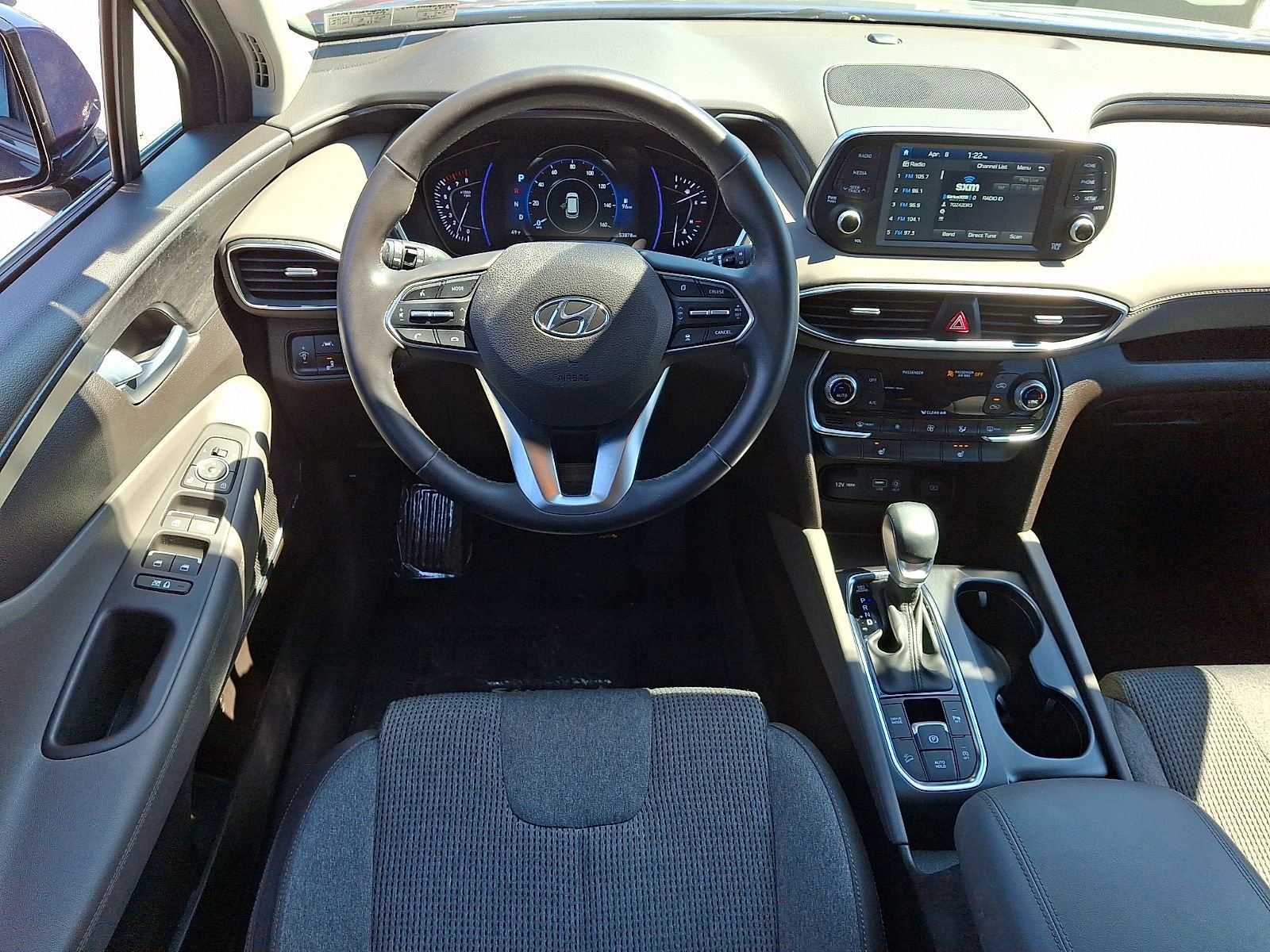 Used 2019 Hyundai Santa Fe SEL image 12