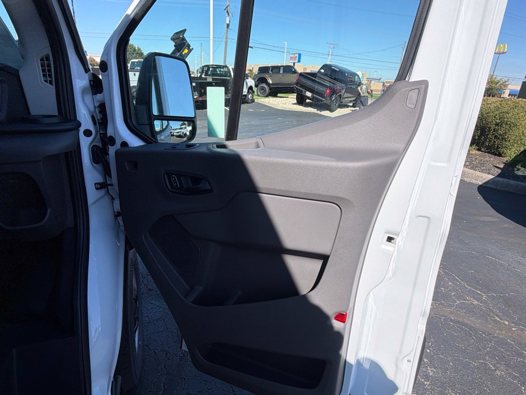 New 2027 Ford Transit 250 148 Medium Roof w/ Load Area Protection Package RWD image 26