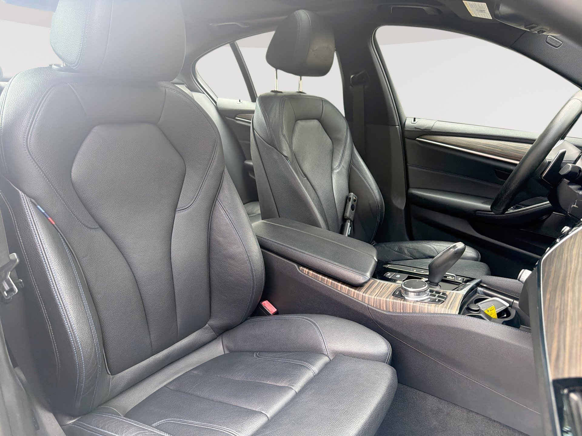 Used 2018 BMW 540i RWD image 28