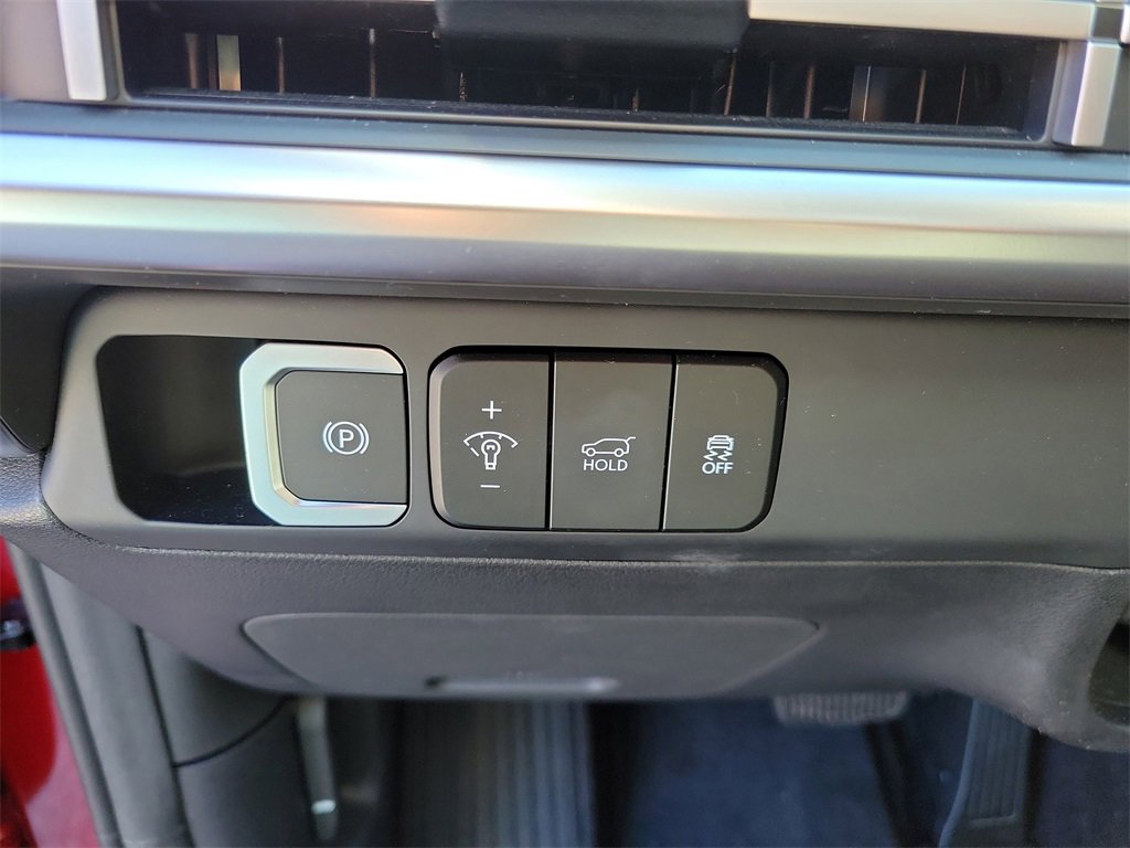 Used 2025 Hyundai Santa Fe SEL image 25