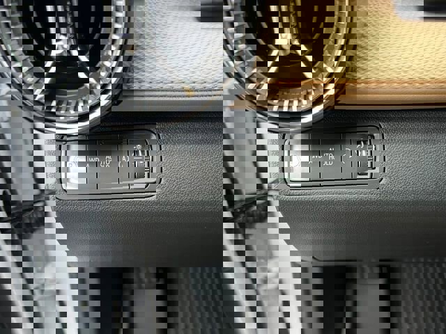 New 2026 Chevrolet Equinox ACTIV w/ Convenience Package III image 17