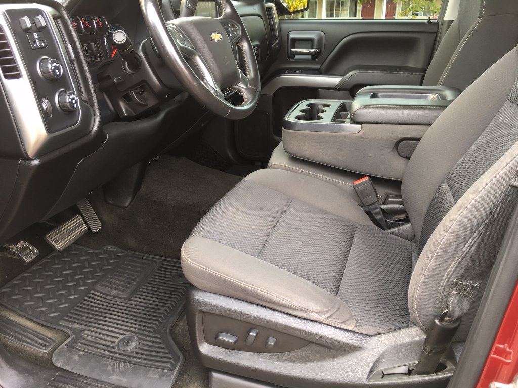 Used 2018 Chevrolet Silverado 1500 LT w/ All Star Edition AWD/4WD image 20