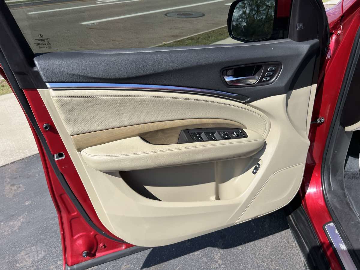 Used 2019 Acura MDX SH-AWD w/ Technology Package image 12