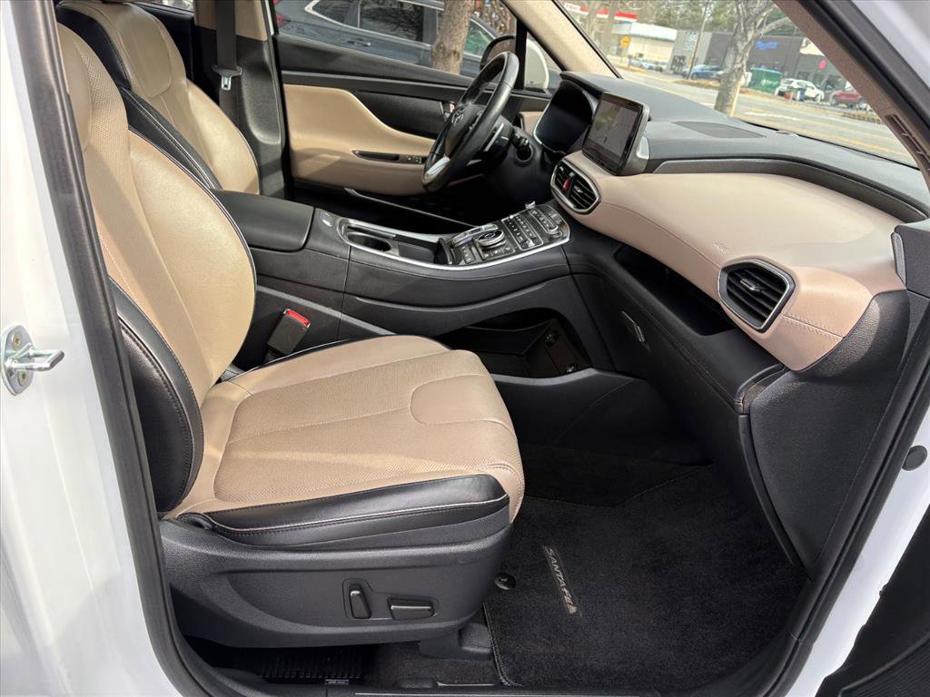 Used 2021 Hyundai Santa Fe Limited image 17