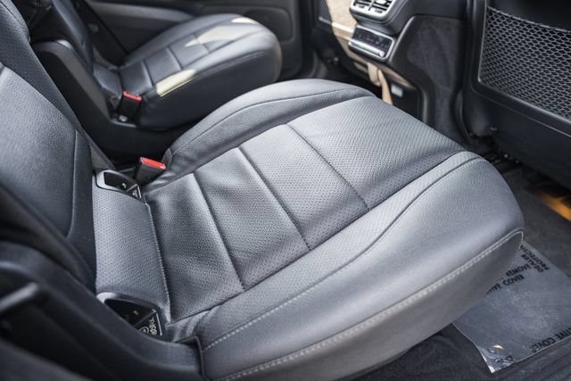 Used 2022 Mercedes-Benz GLS 450 4MATIC image 34