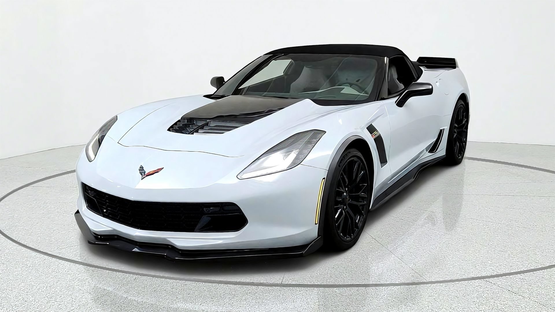 Certified 2019 Chevrolet Corvette Z06 RWD image 8