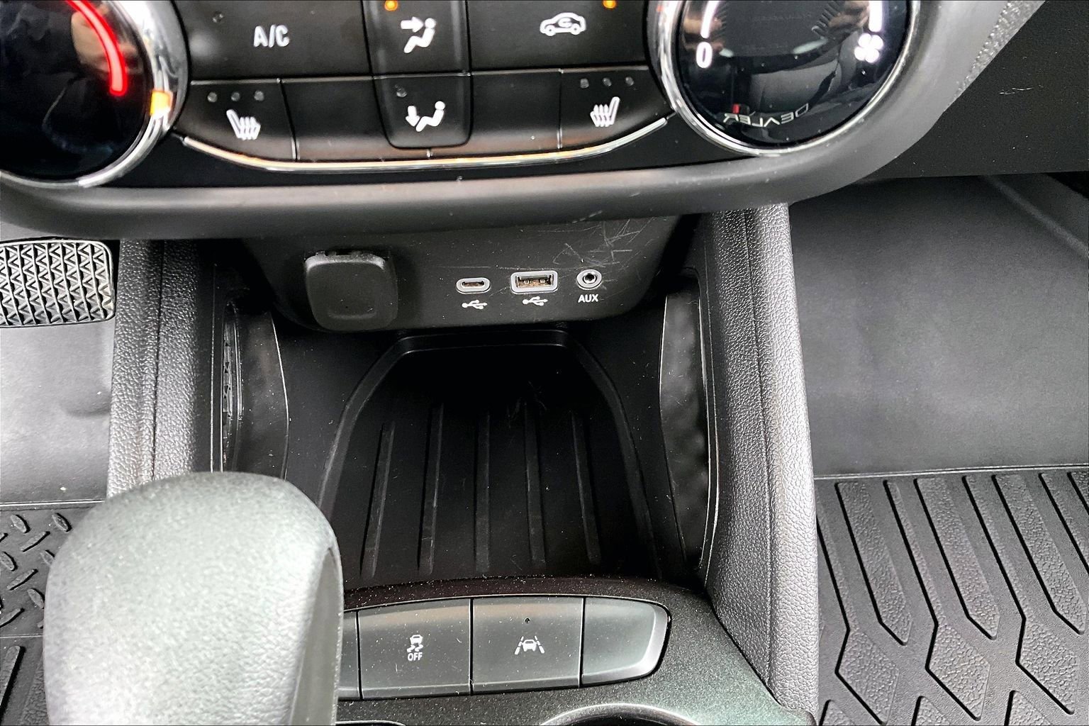 Used 2023 Chevrolet TrailBlazer LT image 24