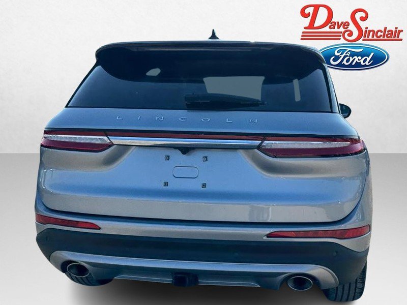 Used 2023 Lincoln Corsair Reserve w/ Towing Package image 8