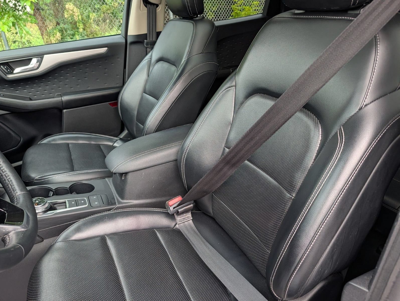Used 2020 Ford Escape SEL AWD/4WD image 21